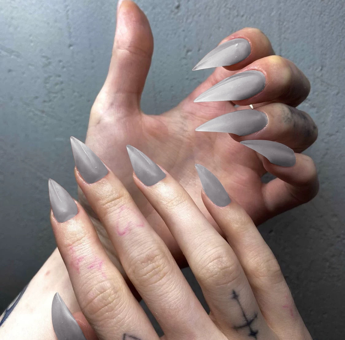 Handmade Medium Length Claw Press on Nails For Women