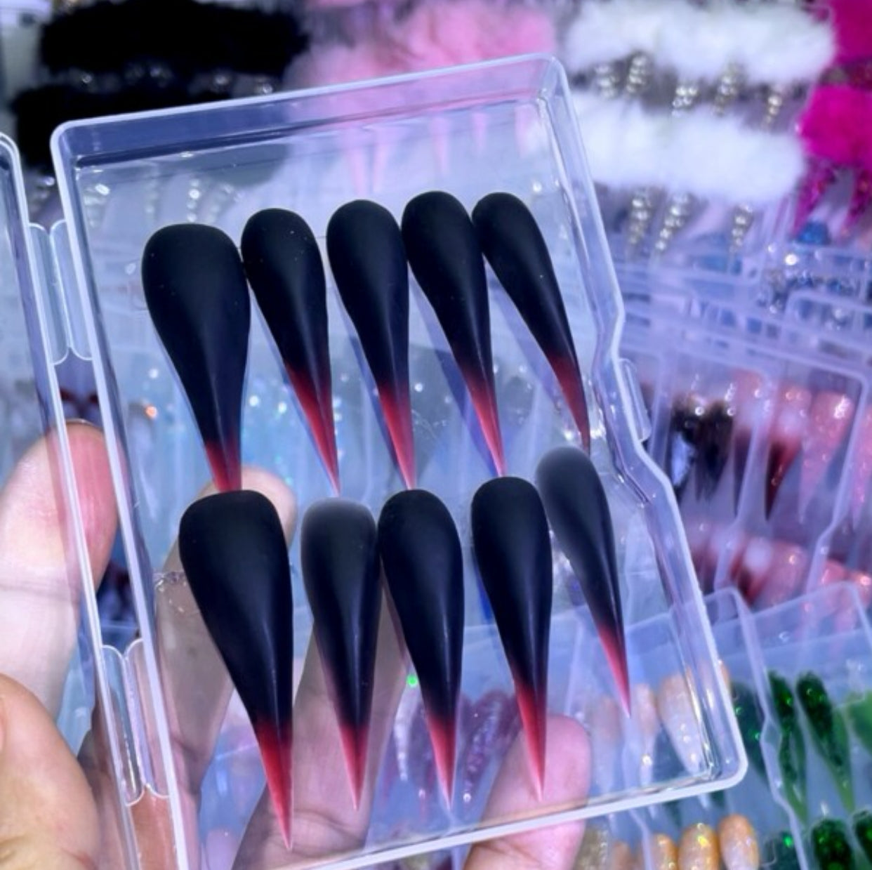 Handmade Mixed Color Claw Press On Nails Alt Cat Dragon Eagle Claw Nails With Charms For Women